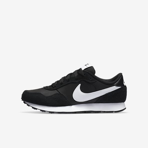 Black nike sneakers for girls shop